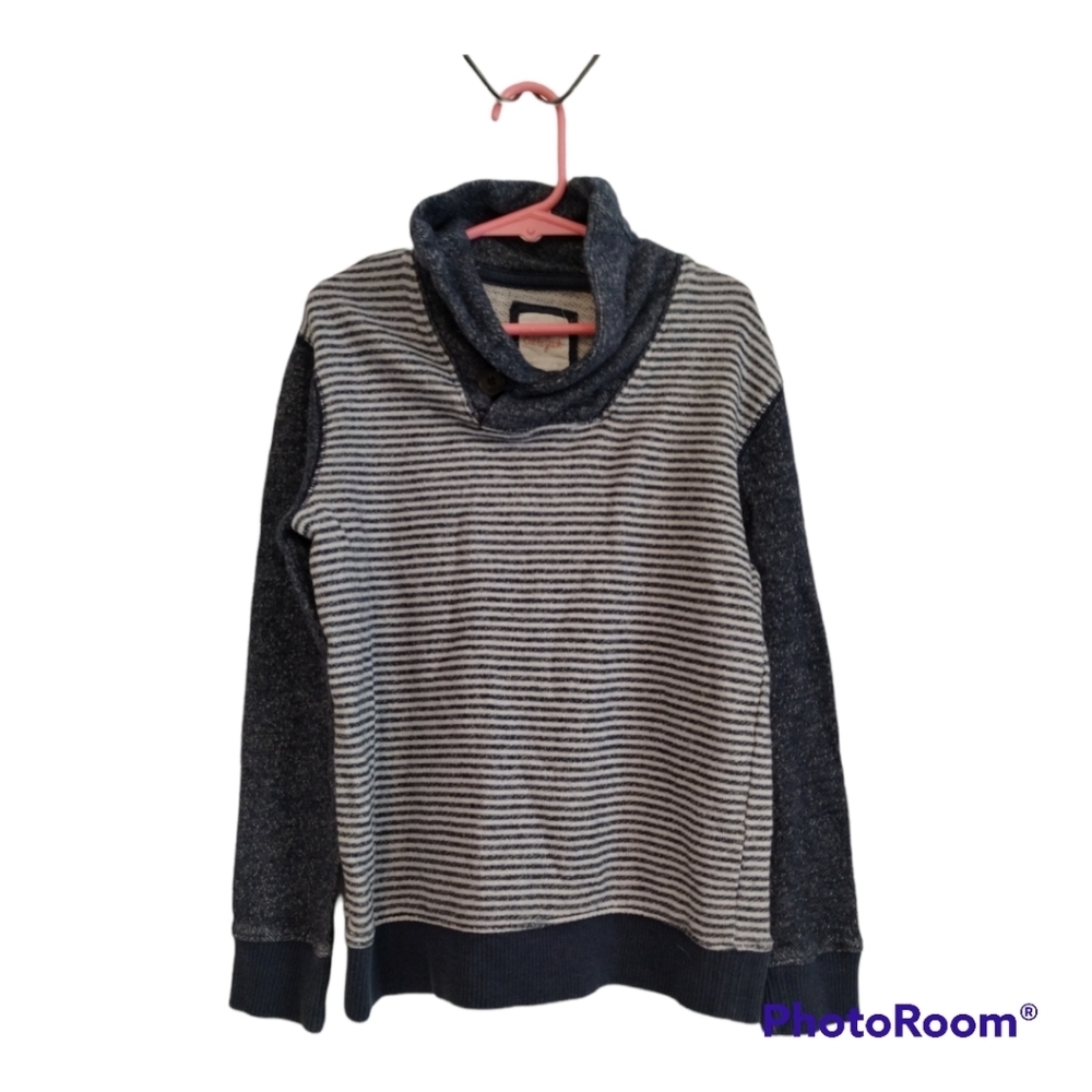 Cat & Jack‎ boys blue and white striped long sleeve crew neck sweater